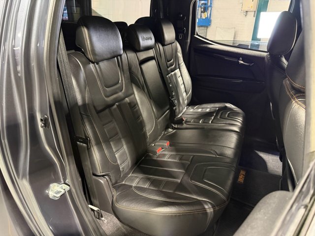 2019 ISUZU D-MAX - Photo 6