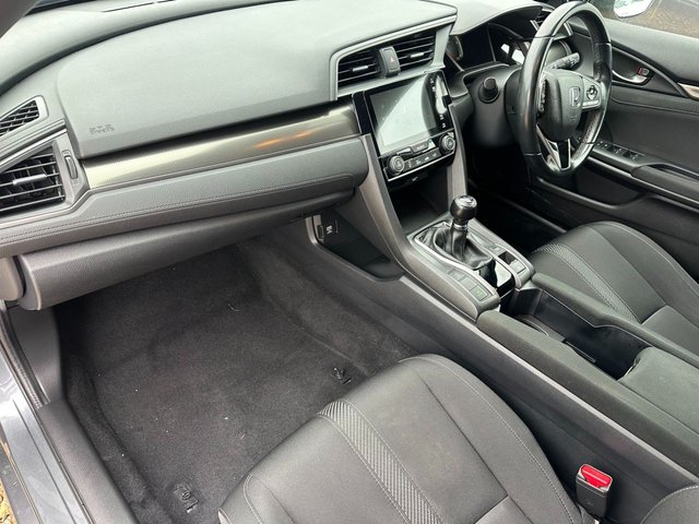 2018 HONDA CIVIC 1.6 i-DTEC SR Hatchback 5dr Diesel Manual Euro 6 (s/s) (120 ps) - Photo 12