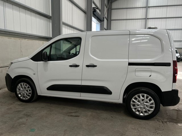 2023 CITROEN BERLINGO - Photo 9