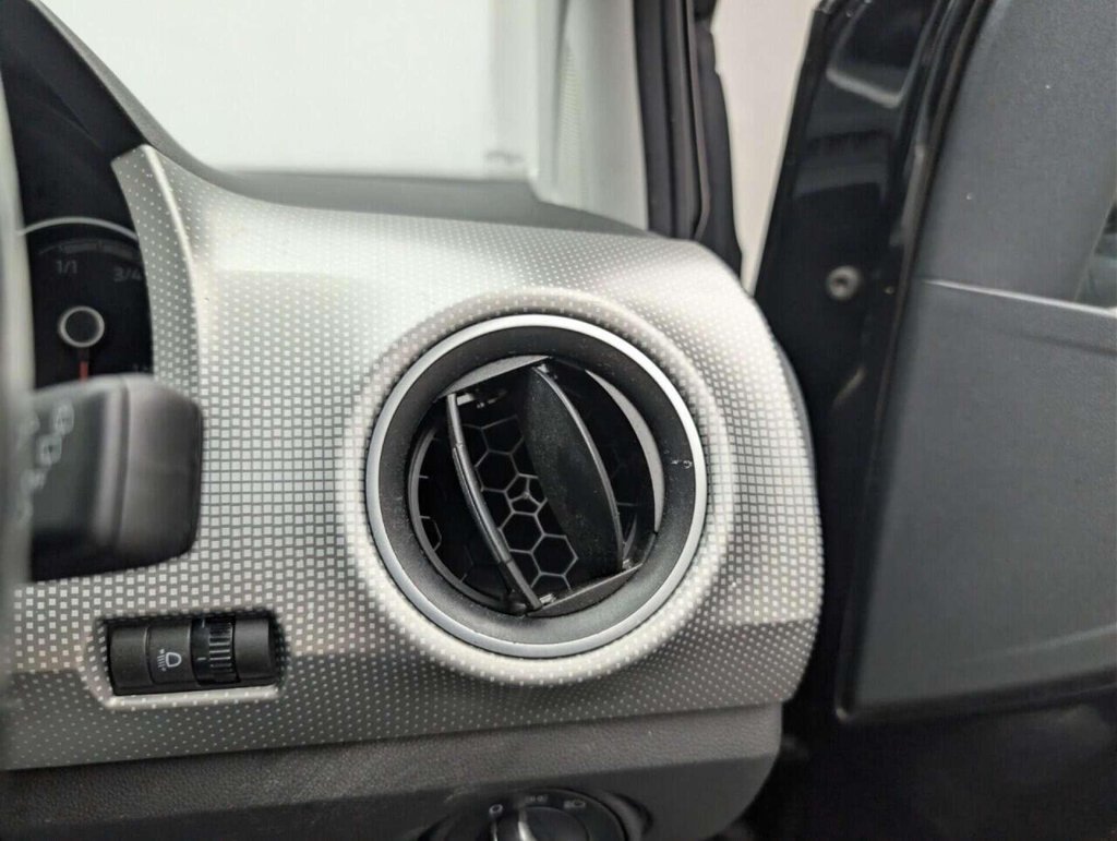 Used 2018 67 VOLKSWAGEN UP! 1.0 High up! Hatchback 5dr Petrol Manual Euro 6 (s/s) (75 ps) BLUETOOTH+NAVIGATION CLICK & COLLECT/HOME DELIVERY