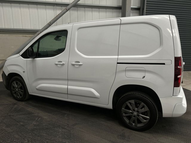 2023 PEUGEOT PARTNER - Photo 11
