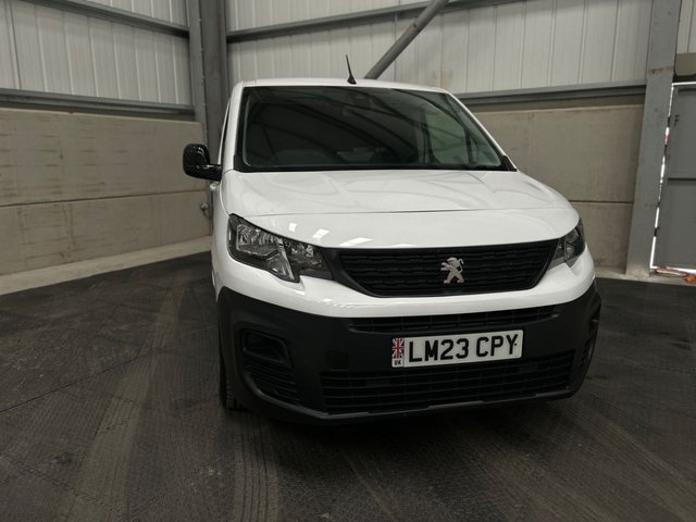 2023 PEUGEOT PARTNER - Photo 3