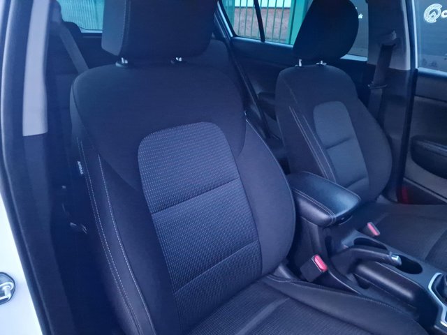 2018 KIA SPORTAGE 1.6 GDi 2 Euro 6 (s/s) 5dr - Photo 12