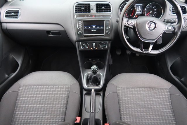 2017 VOLKSWAGEN POLO 1.2 TSI Match Edition Hatchback 5dr Petrol Manual Euro 6 (s/s) (90 ps) - Photo 2