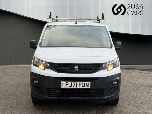 View our PEUGEOT PARTNER