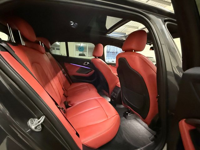 2020 BMW 1 SERIES - Photo 7