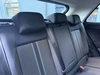 USED 2019 69 VOLKSWAGEN T-ROC 1.0 TSI GPF Design SUV 5dr Petrol Manual Euro 6 (s/s) (115 ps) Dual zone climate control A/C, Adaptive cruise control, Panoramic Sunroof, Bluetooth, USB input, Power folding heated wingmirrors, DAB radio, LED daytime running lights, Front & Rear parking sensors, Auto headlights, 17" Alloy wheels, Apple Car Play, Android Auto.