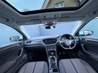 USED 2019 69 VOLKSWAGEN T-ROC 1.0 TSI GPF Design SUV 5dr Petrol Manual Euro 6 (s/s) (115 ps) Dual zone climate control A/C, Adaptive cruise control, Panoramic Sunroof, Bluetooth, USB input, Power folding heated wingmirrors, DAB radio, LED daytime running lights, Front & Rear parking sensors, Auto headlights, 17" Alloy wheels, Apple Car Play, Android Auto.