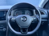 USED 2019 69 VOLKSWAGEN T-ROC 1.0 TSI GPF Design SUV 5dr Petrol Manual Euro 6 (s/s) (115 ps) Dual zone climate control A/C, Adaptive cruise control, Panoramic Sunroof, Bluetooth, USB input, Power folding heated wingmirrors, DAB radio, LED daytime running lights, Front & Rear parking sensors, Auto headlights, 17" Alloy wheels, Apple Car Play, Android Auto.
