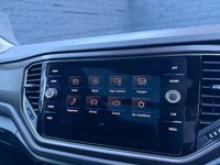 USED 2019 69 VOLKSWAGEN T-ROC 1.0 TSI GPF Design SUV 5dr Petrol Manual Euro 6 (s/s) (115 ps) Dual zone climate control A/C, Adaptive cruise control, Panoramic Sunroof, Bluetooth, USB input, Power folding heated wingmirrors, DAB radio, LED daytime running lights, Front & Rear parking sensors, Auto headlights, 17" Alloy wheels, Apple Car Play, Android Auto.