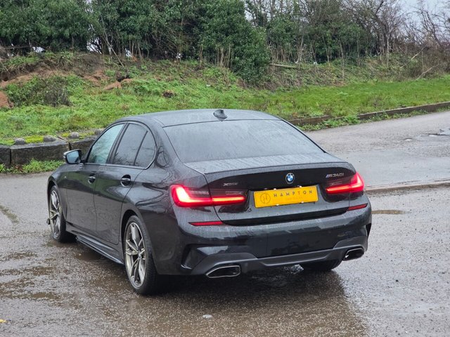 2021 BMW 3 SERIES - Photo 7