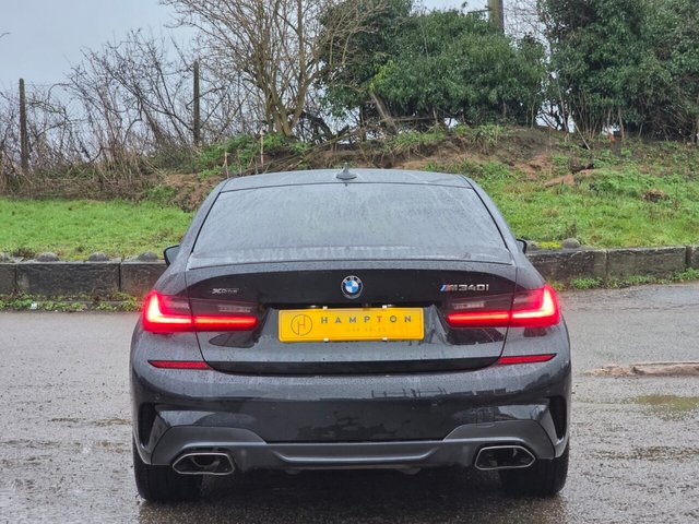 2021 BMW 3 SERIES - Photo 8