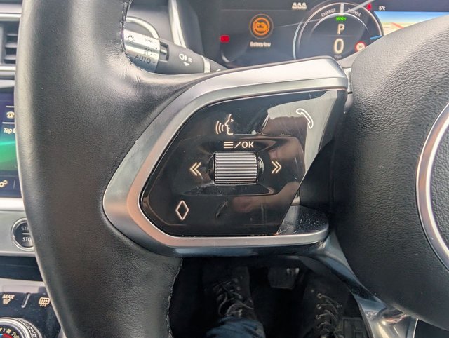 2020 JAGUAR I-PACE - Photo 12