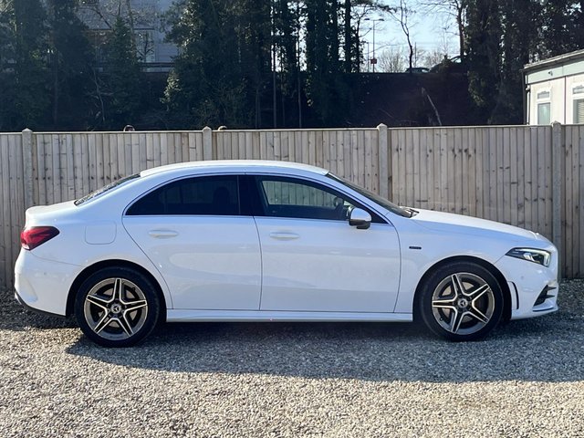 2021 Mercedes-Benz A-CLASS - Photo 6