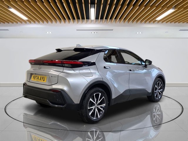 2024 Toyota C-HR 2L Design 5dr - Photo 7