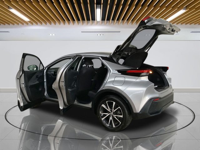 2024 Toyota C-HR 2L Design 5dr - Photo 9