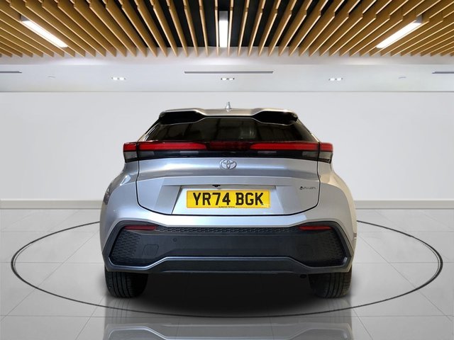 2024 Toyota C-HR 2L Design 5dr - Photo 6