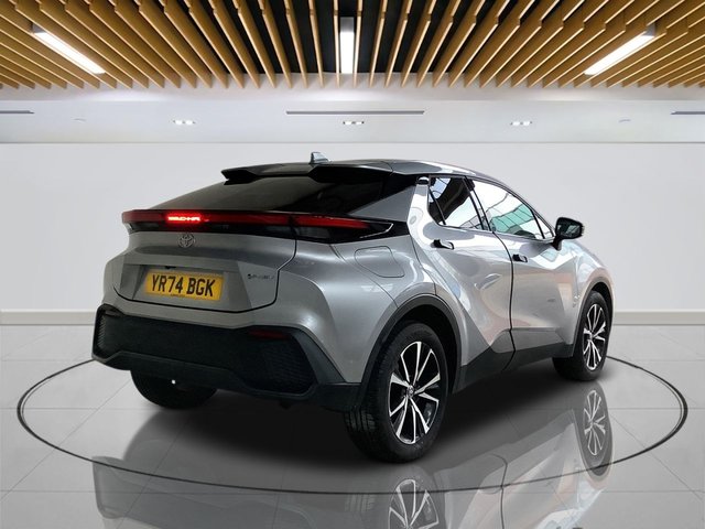 2024 Toyota C-HR 2L Design 5dr - Photo 7