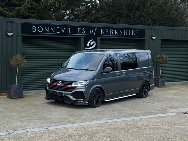 View our Volkswagen Transporter 2.0 BiTDI T32 Sportline Kombi Double Cab 5dr Diesel DSG FWD SWB Euro 6 (s/s) (204 ps)