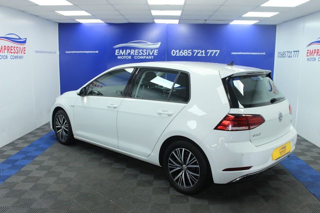 2019 VOLKSWAGEN GOLF - Photo 3