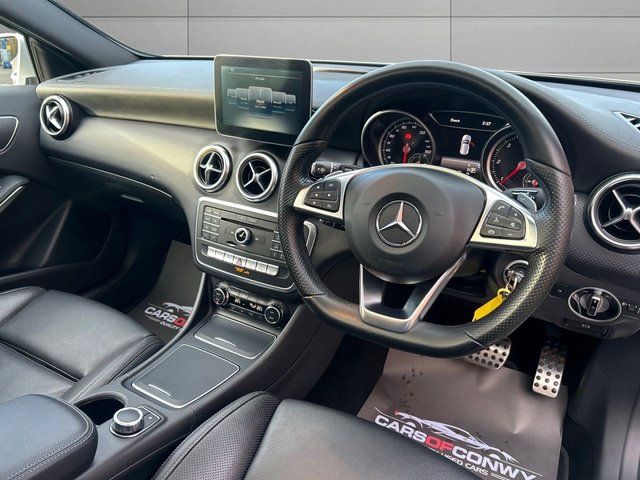 2016 MERCEDES-BENZ A-CLASS 2.1 A220d AMG Line (Executive) Hatchback 5dr Diesel 7G-DCT Euro 6 (s/s) (177 ps) - Photo 9