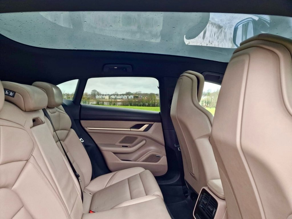 USED 2022 72 PORSCHE TAYCAN Performance Plus 93.4kWh 4 Cross Turismo 5dr Electric Auto 4WD (11kW Charger) (476 ps) FINANCE AVAILABLE