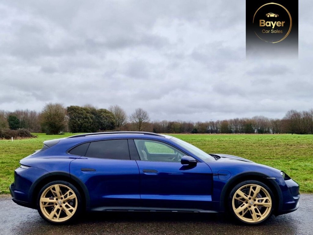 USED 2022 72 PORSCHE TAYCAN Performance Plus 93.4kWh 4 Cross Turismo 5dr Electric Auto 4WD (11kW Charger) (476 ps) FINANCE AVAILABLE