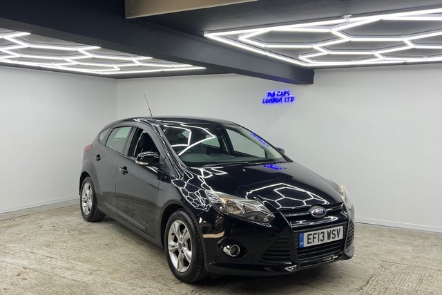 2013 FORD FOCUS 2013 1.6 Zetec Hatchback 5dr Petrol Powershift Euro 5 (125 ps) - Photo 4