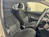 USED 2017 17 HYUNDAI I10 1.2 SE Hatchback 5dr Petrol Manual Euro 6 (87 ps) EXCELLENT MPG, PRIVACY GLASS