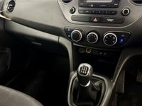 USED 2017 17 HYUNDAI I10 1.2 SE Hatchback 5dr Petrol Manual Euro 6 (87 ps) EXCELLENT MPG, PRIVACY GLASS