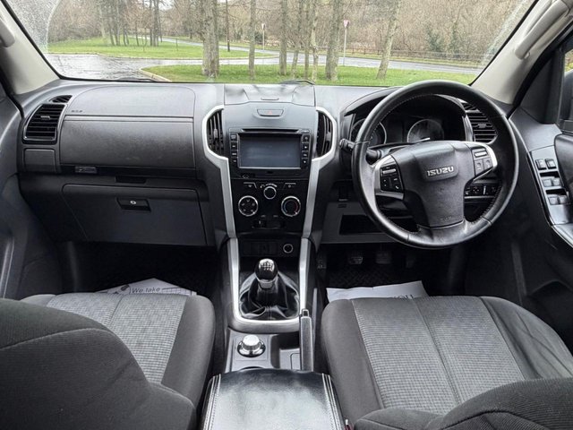 View our ISUZU D-MAX