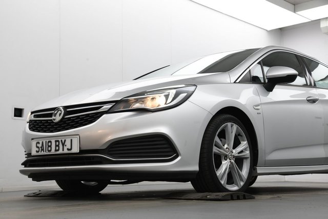 2018 VAUXHALL ASTRA - Photo 3