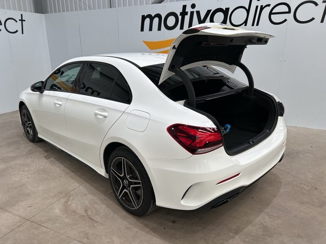2022 Mercedes-Benz A-Class 1.3L Amg Line Edition 4dr - Photo 9