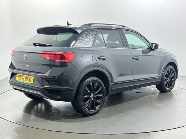 2021 Volkswagen T-Roc - Photo 8