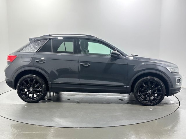 2021 Volkswagen T-Roc - Photo 9