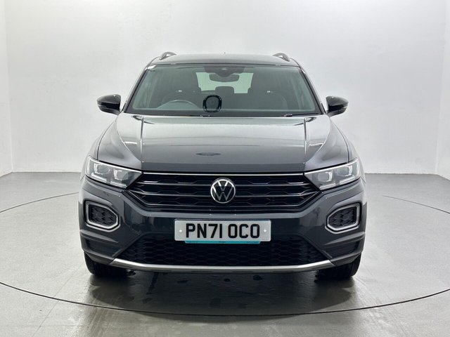 2021 Volkswagen T-Roc - Photo 3