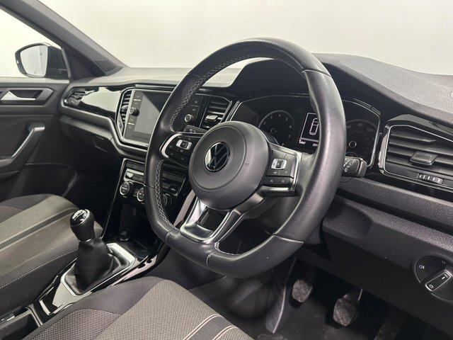 2021 Volkswagen T-Roc - Photo 10