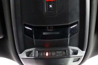 USED 2022 72 PEUGEOT E-2008 50kWh GT Auto 5dr (7kW Charger) SATNAV, CAMERA, HEATED SEATS