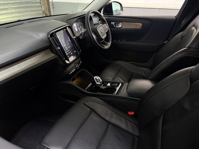 2018 VOLVO XC40 2.0 D3 Inscription SUV 5dr Diesel Auto Euro 6 (s/s) (150 ps) - Photo 2