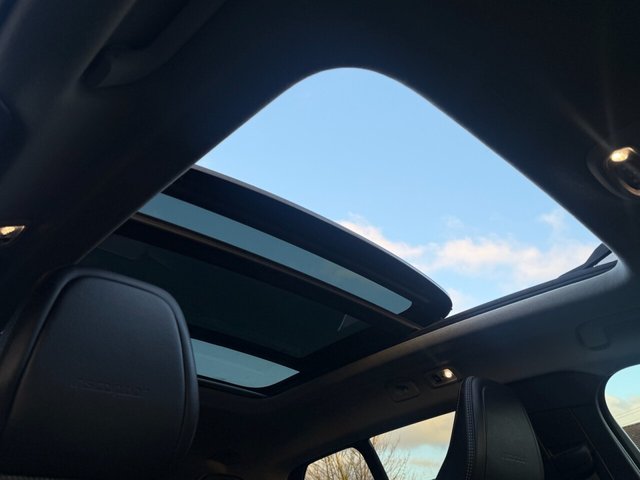 2018 VOLVO XC40 2.0 D3 Inscription SUV 5dr Diesel Auto Euro 6 (s/s) (150 ps) - Photo 4