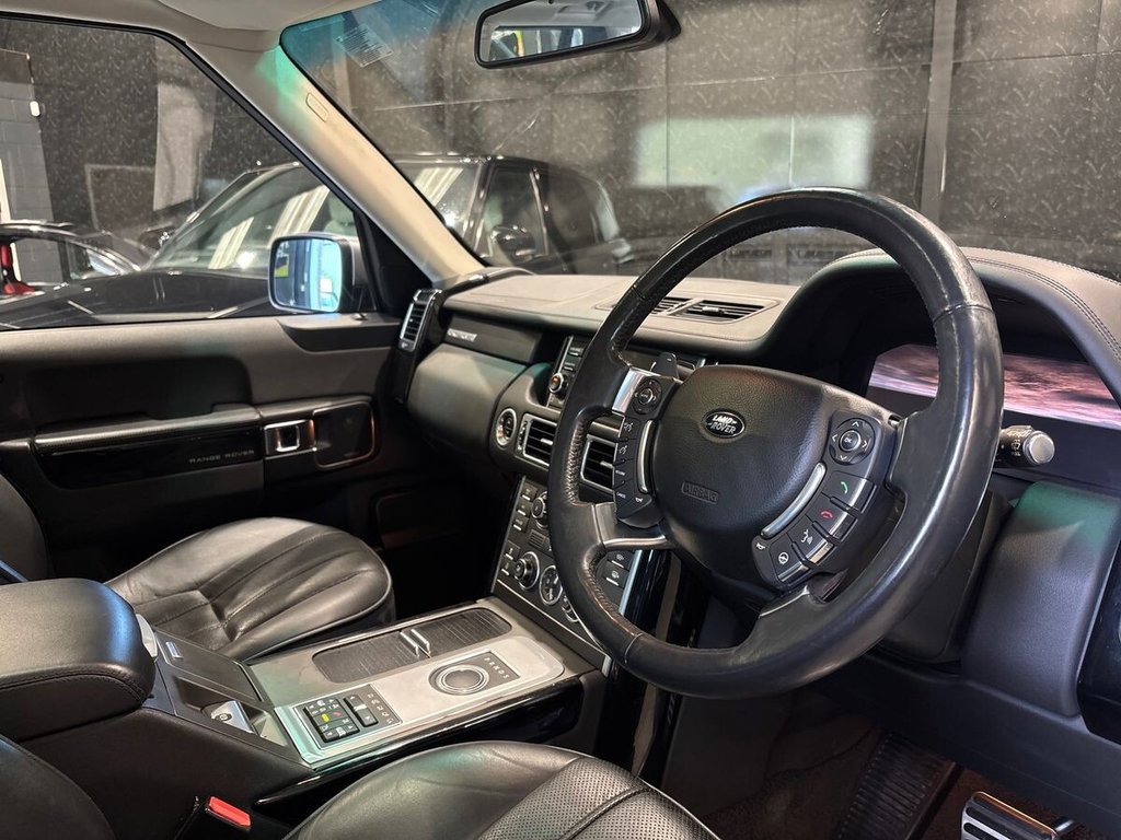 USED 2012 62 LAND ROVER RANGE ROVER 4.4 TD V8 Westminster SUV 5dr Diesel Auto 4WD Euro 5 (313 bhp) CLEAR GLASS|GREAT HISTORY