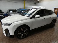 USED 2023 73 BMW IX 40 76.6kWh M Sport SUV 5dr Electric Auto xDrive (11kW Charger) (326 ps) SKYLOUNGE PACK COMFORT PLUS PLACK SUNROOF SAT NAV LEATHER CAMERA PARKING SENSORS 1 OWNER BMW WARRANTY