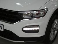 USED 2020 20 VOLKSWAGEN T-ROC 1.0 TSI GPF SE 5d 115 S/S 1 OWNER, GOOD SERVICE HISTORY, FRONT & REAR PARKING SENSORS WITH DISPLAY (PARK PILOT), APP-CONNECT FOR APPLE CARPLAY / ANDROID AUTO (GIVES YOU SAT NAV), DAB RADIO, BLUETOOTH PHONE & MUSIC, ADAPTIVE CRUISE CONTROL & SPEED LIMITER, FRONT ASSIST, LANE ASSIST, ELECTRIC FOLDING HEATED MIRRORS, 17 INCH ALLOY WHEELS, MANUAL 6 SPEED GEARBOX, LEATHER FLAT BOTTOM MULTIFUNCTION STEERING WHEEL, AUTO LIGHTS & WIPERS, AUTO DIMMING REAR VIEW MIRROR, AUTO HOLD, DUAL ZONE CLIMATE AIR CON, SPACE SAVER SPARE WHEEL