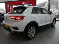 USED 2020 20 VOLKSWAGEN T-ROC 1.0 TSI GPF SE 5d 115 S/S 1 OWNER, GOOD SERVICE HISTORY, FRONT & REAR PARKING SENSORS WITH DISPLAY (PARK PILOT), APP-CONNECT FOR APPLE CARPLAY / ANDROID AUTO (GIVES YOU SAT NAV), DAB RADIO, BLUETOOTH PHONE & MUSIC, ADAPTIVE CRUISE CONTROL & SPEED LIMITER, FRONT ASSIST, LANE ASSIST, ELECTRIC FOLDING HEATED MIRRORS, 17 INCH ALLOY WHEELS, MANUAL 6 SPEED GEARBOX, LEATHER FLAT BOTTOM MULTIFUNCTION STEERING WHEEL, AUTO LIGHTS & WIPERS, AUTO DIMMING REAR VIEW MIRROR, AUTO HOLD, DUAL ZONE CLIMATE AIR CON, SPACE SAVER SPARE WHEEL
