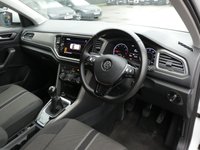 USED 2020 20 VOLKSWAGEN T-ROC 1.0 TSI GPF SE 5d 115 S/S 1 OWNER, GOOD SERVICE HISTORY, FRONT & REAR PARKING SENSORS WITH DISPLAY (PARK PILOT), APP-CONNECT FOR APPLE CARPLAY / ANDROID AUTO (GIVES YOU SAT NAV), DAB RADIO, BLUETOOTH PHONE & MUSIC, ADAPTIVE CRUISE CONTROL & SPEED LIMITER, FRONT ASSIST, LANE ASSIST, ELECTRIC FOLDING HEATED MIRRORS, 17 INCH ALLOY WHEELS, MANUAL 6 SPEED GEARBOX, LEATHER FLAT BOTTOM MULTIFUNCTION STEERING WHEEL, AUTO LIGHTS & WIPERS, AUTO DIMMING REAR VIEW MIRROR, AUTO HOLD, DUAL ZONE CLIMATE AIR CON, SPACE SAVER SPARE WHEEL
