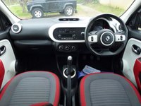 USED 2016 66 RENAULT TWINGO 1.0 SCe The Color Run Special Edition Hatchback 5dr Petrol Manual Euro 6 (70 ps) www.suffolkcarcentre.co.uk - Located at Lowestoft