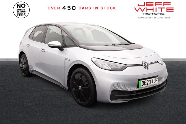 2023 ID.3 PRO 58KWH LIFE 5DR AUTO APPLE CAR PLAY, HEATED SEATS 2023 36,095... photo