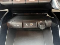USED 2020 70 KIA STONIC 1.0 T-GDi 4 SUV 5dr Petrol DCT Euro 6 (s/s) (118 bhp) 