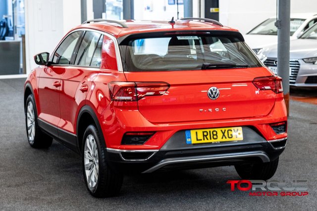 2018 VOLKSWAGEN T-ROC 1.5 TSI EVO SE SUV 5dr Petrol Manual Euro 6 (s/s) (150 ps) - Photo 7