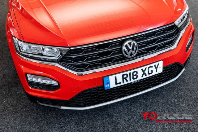 2018 VOLKSWAGEN T-ROC 1.5 TSI EVO SE SUV 5dr Petrol Manual Euro 6 (s/s) (150 ps) - Photo 11
